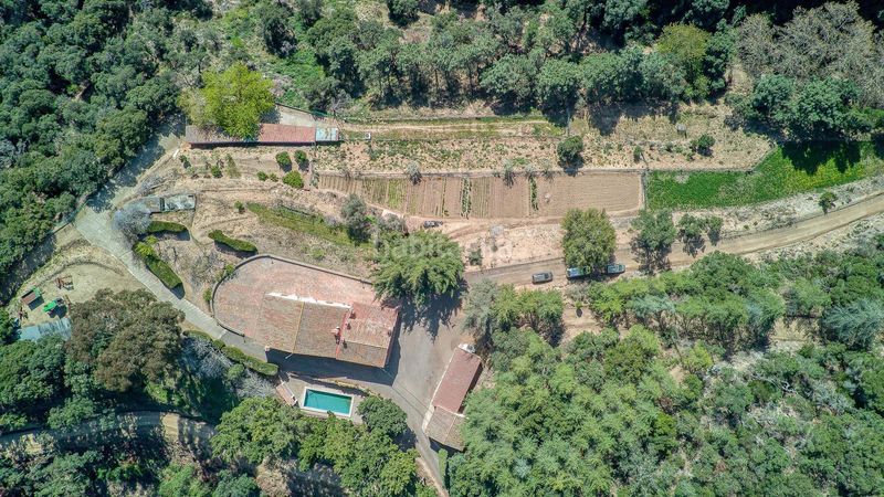 Foto 19a37318-409e-46e5-990e-8082572eaece. Masia amb aparcament piscina a Niàgara Parc -Àgora Parc Tordera