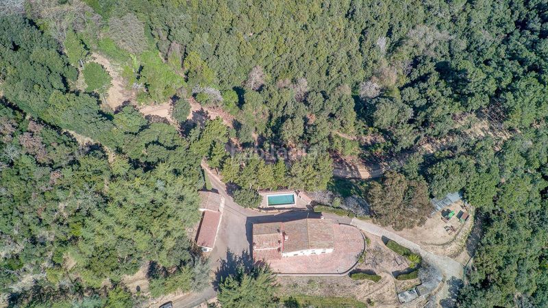 Foto 690cbc22-d05e-4df2-b795-284617bc4dc3. Masia amb calefacció aparcament piscina a Niàgara Parc -Àgora Parc Tordera