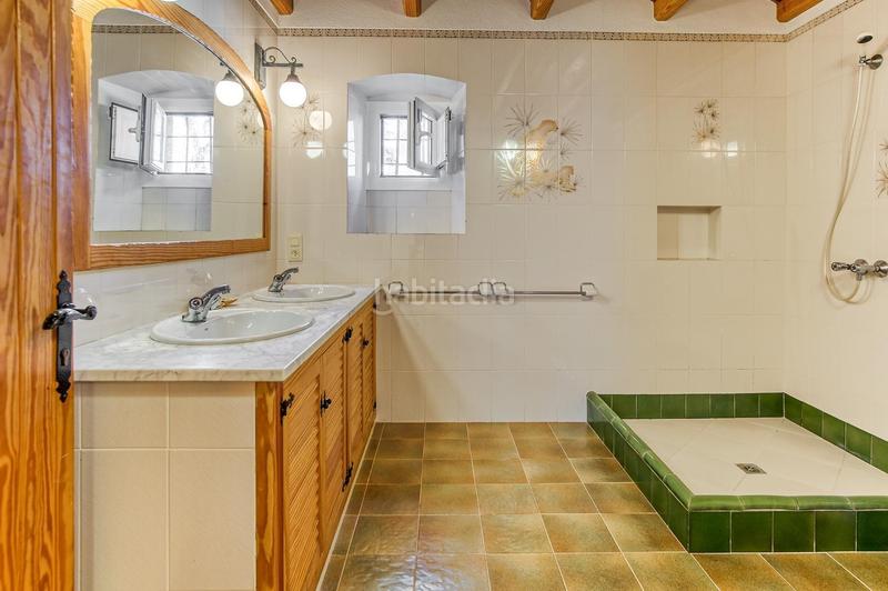 Foto d4fa8433-d994-4e13-875d-c65457fd8734. Casale con riscaldamento parcheggio piscina in Niàgara Parc -Àgora Parc Tordera