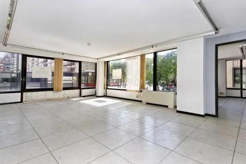 Foto 3d2f3abf-57d1-4141-9504-ce0cf2cdcab4. Office space in La Nova Esquerra de l´Eixample Barcelona