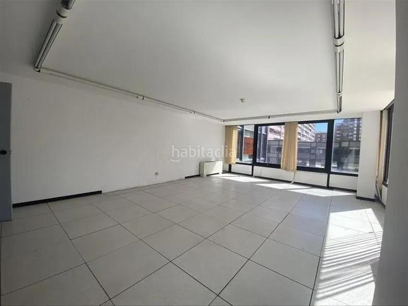 Foto 8e42bcfb-617d-480f-9109-7f8d6a8ffe76. Office space in La Nova Esquerra de l´Eixample Barcelona