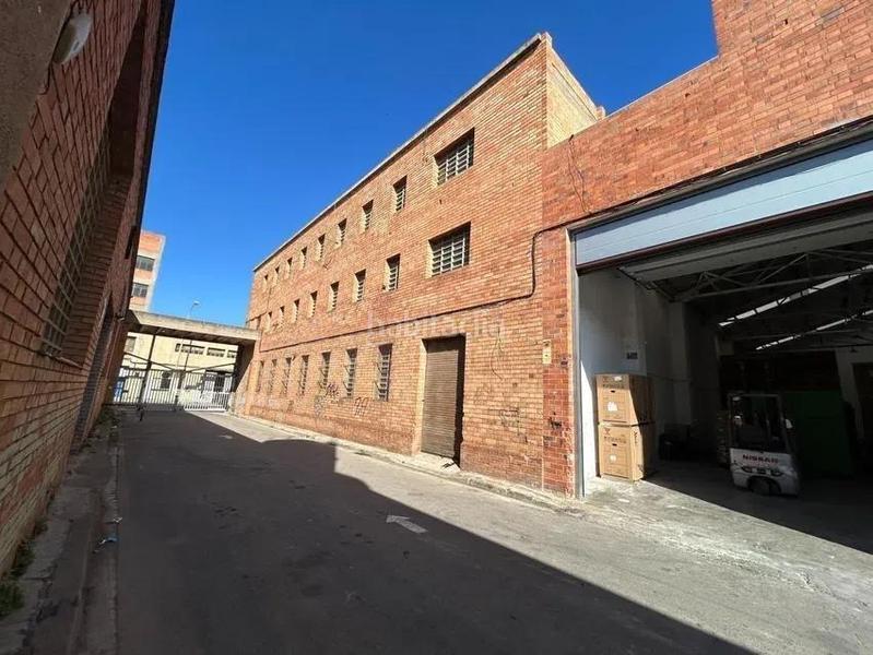 Foto 024d8163-4135-4d34-8abb-3d4356a5775e. Nau industrial a Centre Hospitalet de Llobregat (L´)