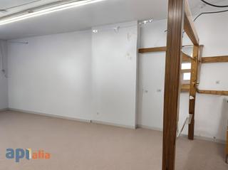 Ufficio  Mestre joan corrales. Se venden oficinas en esplugues de llobregat, la plana barcelona