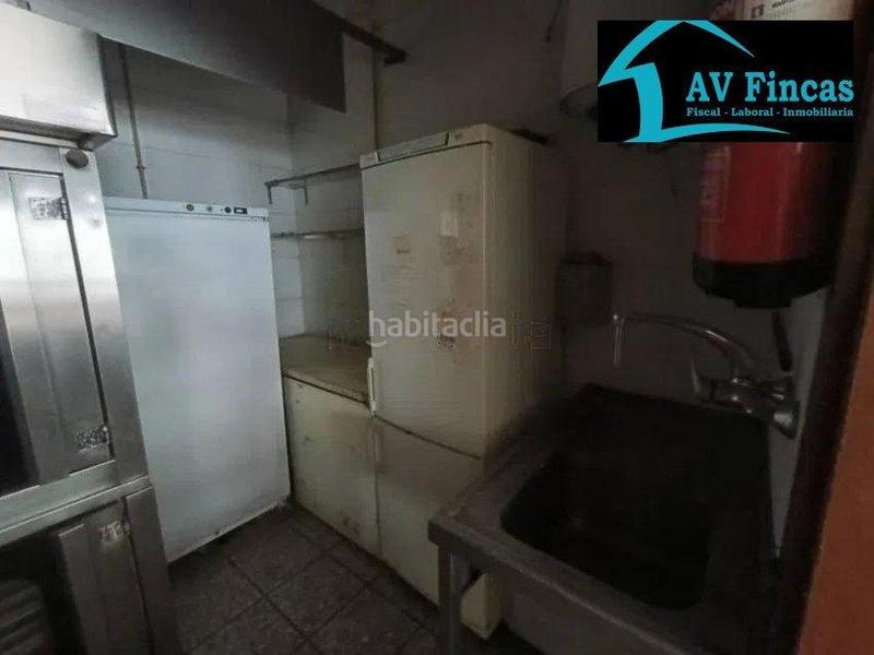 Foto 05f7e5f1-c495-4eb5-80aa-848f7a0712c1. Local comercial local super bien ubicado en venta en avenida despanya en Cerdanyola del Vallès