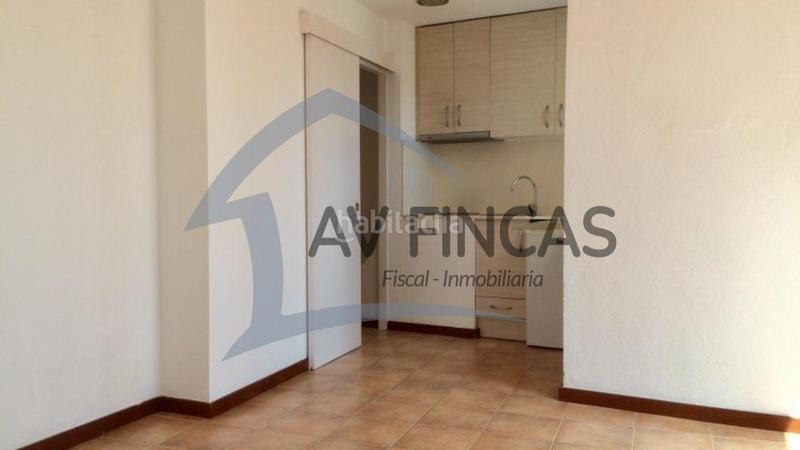 Foto cca18ea5-ecc5-4672-ac7a-3e2403c0b78b. Edificio in Guinardó Barcelona