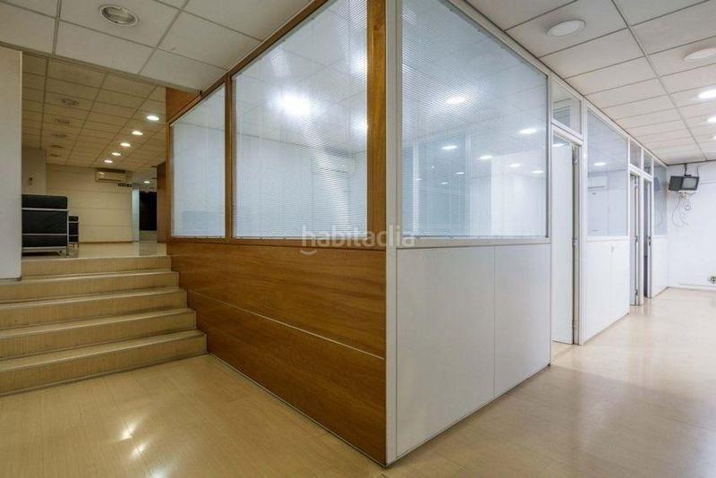 Foto 77e47192-dd1d-4fd5-a42e-07bdb500ce56. Local comercial local en venta en calle del comte borrell en Barcelona