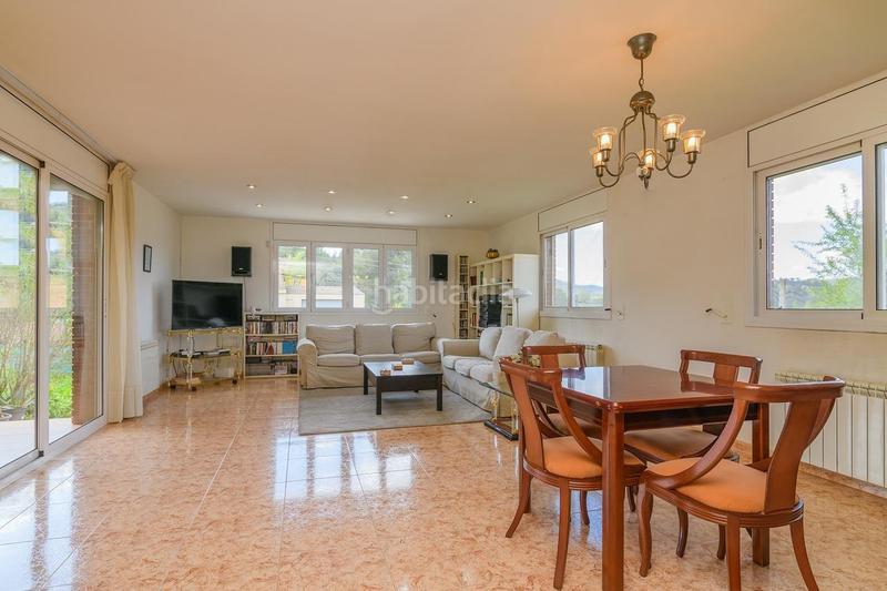 Foto 15f307c0-f00a-46fa-9c68-c7cb1a766e3d. Chalet in Castellbell i el Vilar