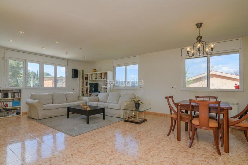 Foto f283d52a-1fe1-4013-8070-0b880674f5a8. Chalet in Castellbell i el Vilar