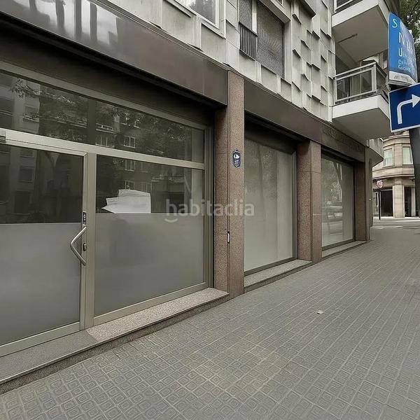 Foto 17654e28-815b-4814-8533-5c213ef61aaf. Local comercial local en venta en calle daribau en Barcelona