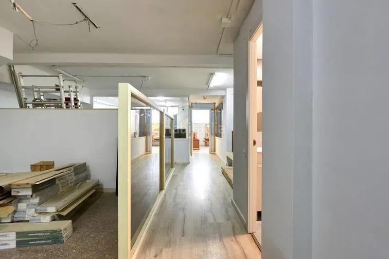Foto c36ae935-808d-4441-8dd6-77b48fac9dcd. Local comercial local en venta en calle daribau en Barcelona