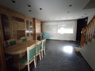 Reihenhaus in Viladecavalls. Casa adosada en venta en viladecavalls
