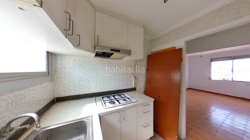 Foto 3063f796-5c09-4f46-a2cc-e76d75e30adb. Pis a Ciutat Meridiana Barcelona