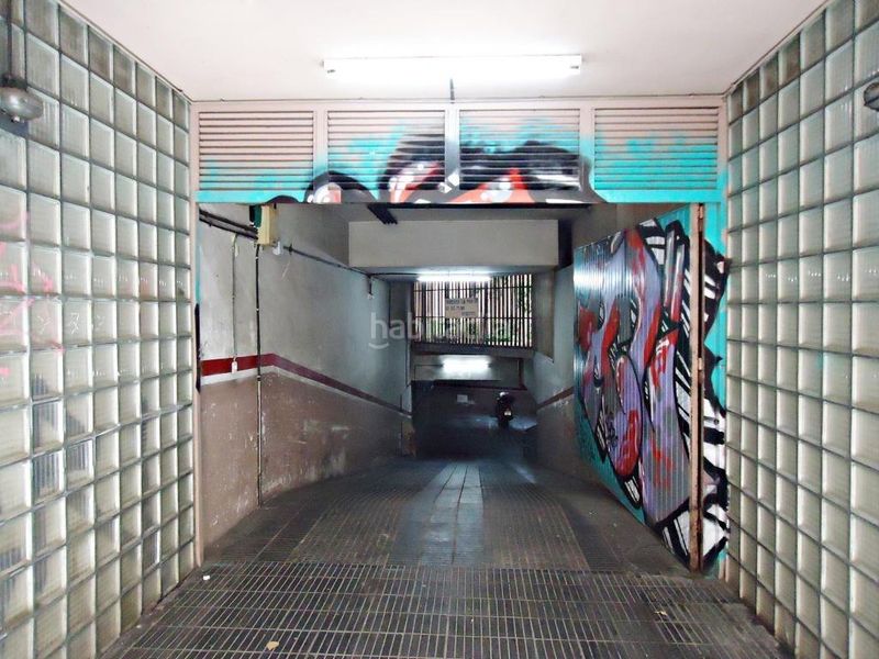 Foto 47be0766-9bad-49df-a758-7bf16cf8319c. Aparcament cotxe a Vila de Gràcia Barcelona