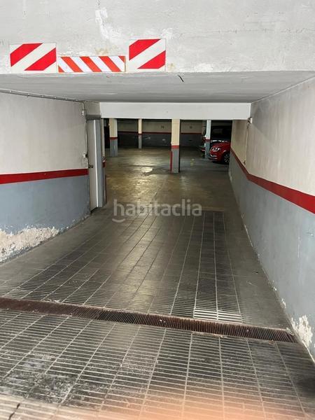 Foto 5e959f0c-90b2-4db7-86ca-37e58ea6df5f. Parking coche se vende plaza de aparcamiento en gràcia La Salut . en Barcelona