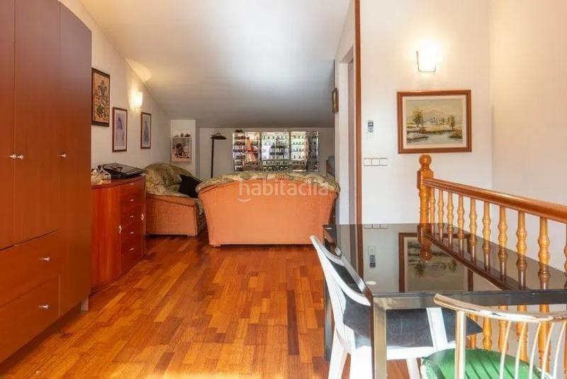 Foto f745c52c-c32b-464d-955c-bdc376597727. Chalet  adosado en venta en calle de borriana en Barcelona