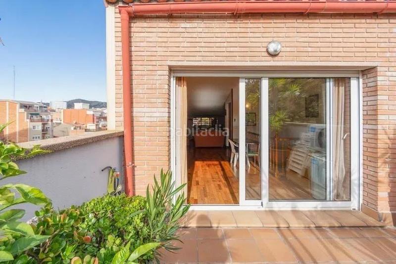 Foto f92f3969-bba6-4372-adb5-d83ca9bde5ac. Chalet  adosado en venta en calle de borriana en Barcelona