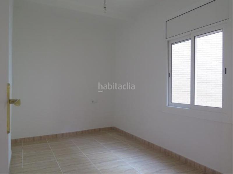 Foto 489d3b70-4b5c-4b64-ab45-2966dde63a31. Edifici a La Teixonera Barcelona