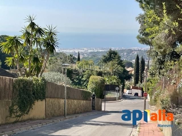 Foto c243bdab-8354-4c7b-96a2-03e4b3cf88e9. Terreny residencial a Cabrils