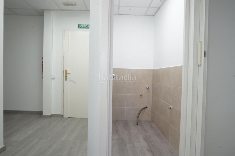 Foto 71d9dd13-4655-49c4-b798-d8ab4fff8546. Oficina amb calefacció a Porta Barcelona