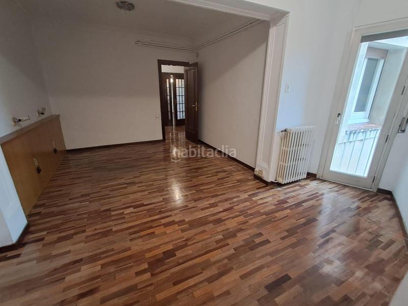 Foto 73be6b0a-c631-437e-9d48-54f62fb1abe9. Pis a Putget - Farró Barcelona