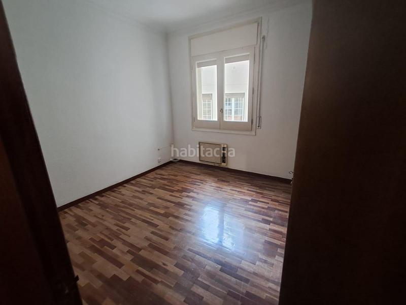 Foto d411310f-f17e-4ea4-a938-2d171172a3c1. Pis a Putget - Farró Barcelona