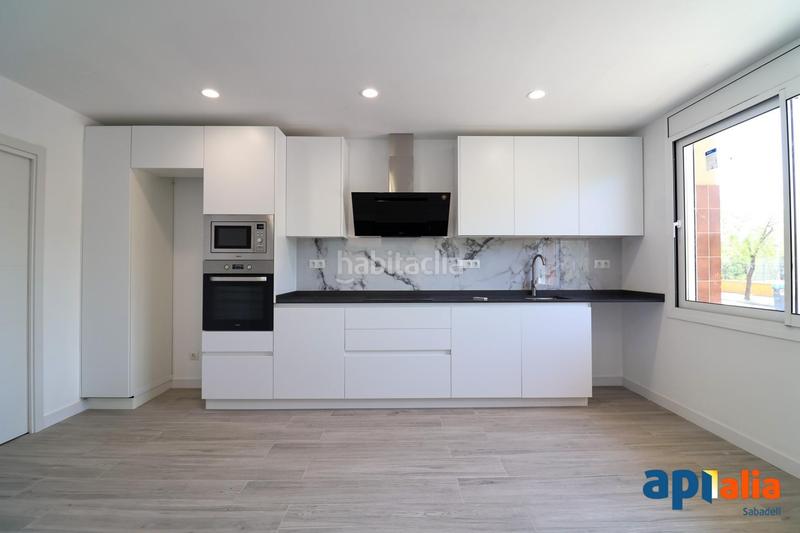 Foto f12a0bb0-7abc-4357-9e0e-0b6efb57ff0b. Studio in Can Rull Sabadell