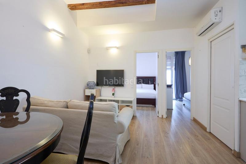 Foto 6286d3ea-97a9-4df1-99d1-54f4f89d6084. Pis a Raval Barcelona