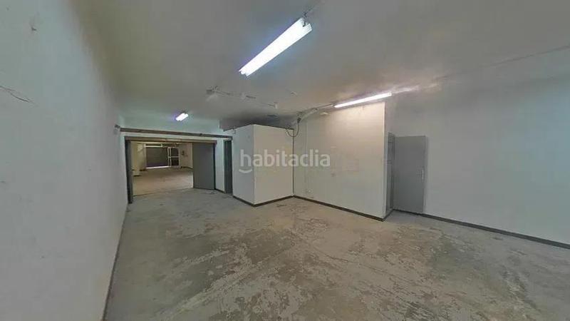Foto dd6c737e-9a4f-4649-8ba8-b26baf18be0e. Local comercial a Verdum Barcelona