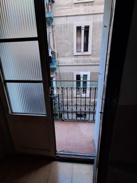 Foto 11fc3e90-1d8f-4057-9125-a764bdd84933. Piso  en venta en calle de sant gil en Raval Barcelona