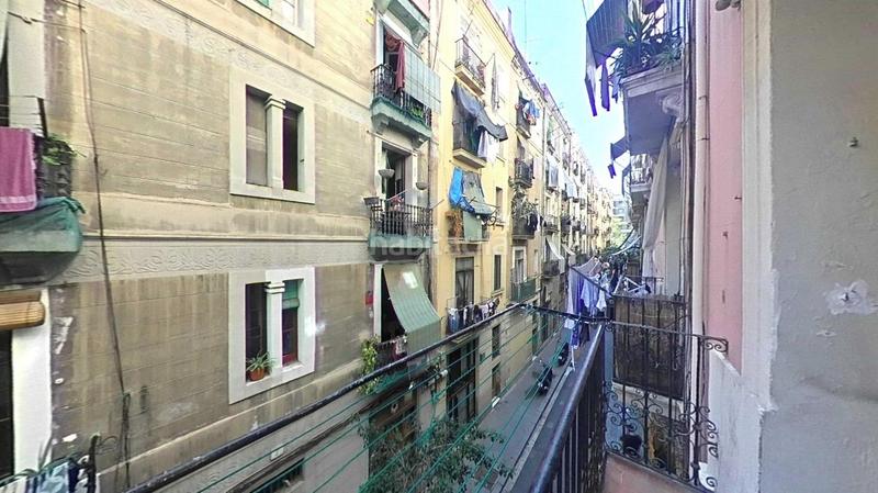 Foto 55afc9b0-3e96-4714-8c82-365723f8aa83. Piso  en venta en calle de sant gil en Raval Barcelona