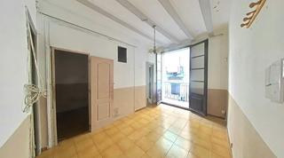 Flat in Raval. Piso en venta en calle de sant gil