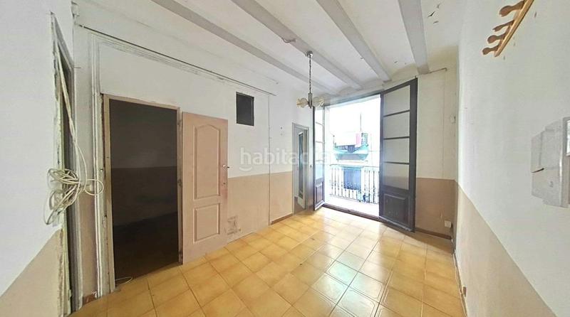 Foto a463f7b5-0267-40e4-a6ea-6050aee8354d. Piso  en venta en calle de sant gil en Raval Barcelona