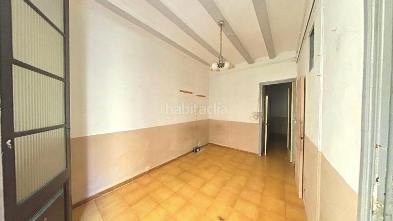 Foto c54fb814-50f4-4feb-aa33-280c7f4aa909. Piso  en venta en calle de sant gil en Raval Barcelona