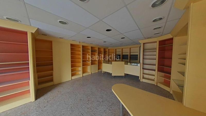 Foto 47c3daff-6b29-407f-b5d0-8b41935a0b2f. Locale commerciale in Hostafrancs Sabadell