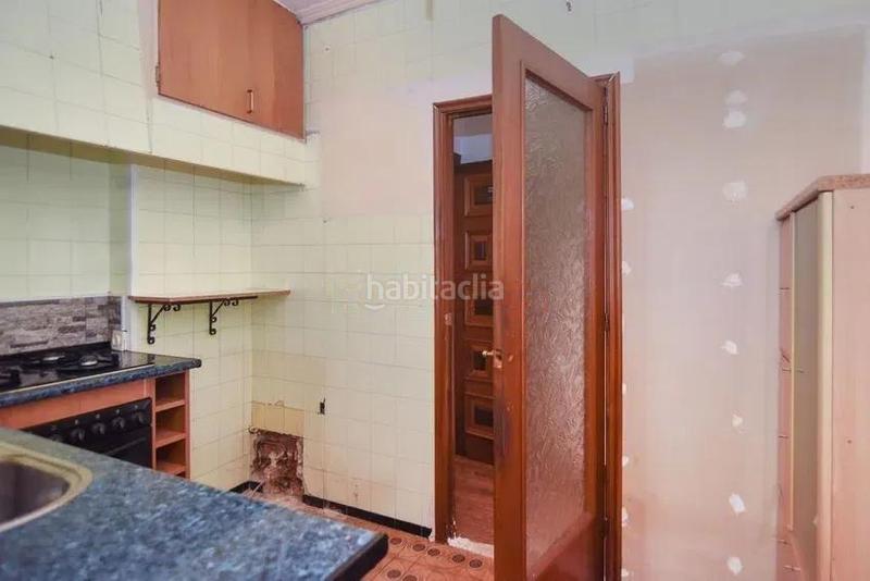 Foto c8e8dee8-923b-42ea-8f0e-473f75b0b873. Flat in Les Termes Sabadell