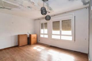 Pis a Les Termes. Piso en venta en illa digna