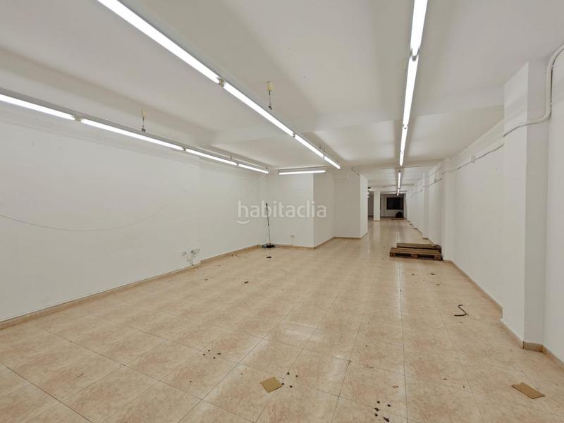 Foto 14830f93-386c-44cb-9b8e-f53bef23b2bd. Local comercial local en venta en calle caballero en Barcelona