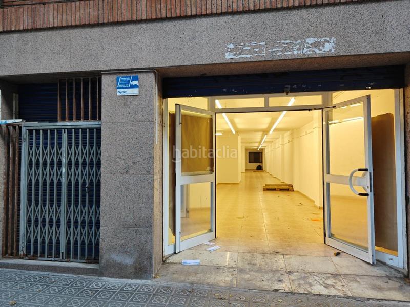 Foto 24dc34d3-7b3c-4663-b255-362ea2920f90. Local comercial local en venta en calle caballero en Barcelona