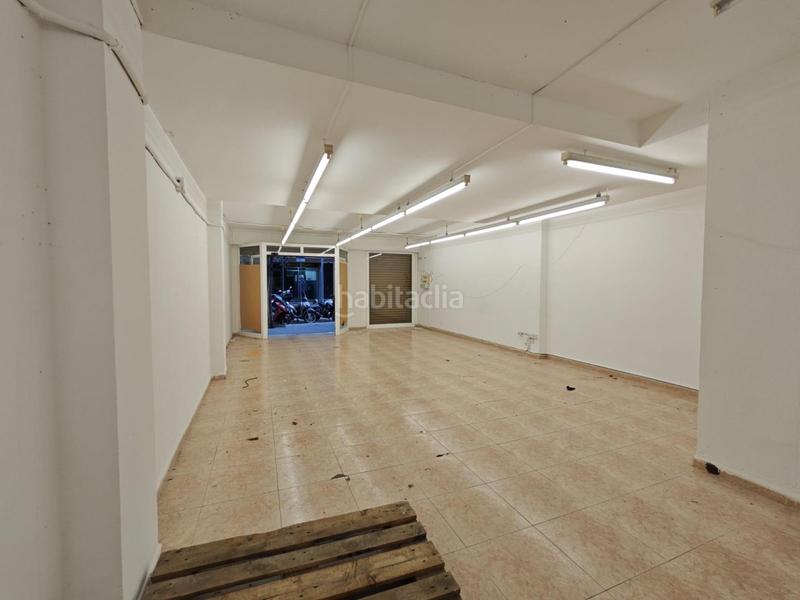 Foto df441618-ed1b-4246-9759-cdb8d62a4e5d. Local comercial local en venta en calle caballero en Barcelona
