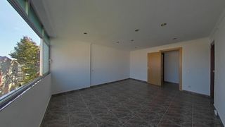 Etagenwohnung  Camps blancs. Se vende piso alquilado en gr camps blancs sant boi de llobregat