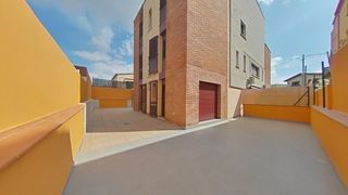 D�plex  Calle balears. Se vende d�plex alquilado en c balears cerdanyola del valles