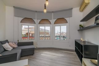 Ático  Corts catalanes. Ático muy luminoso con terraza de 20 m2 y vistas panorámicas en