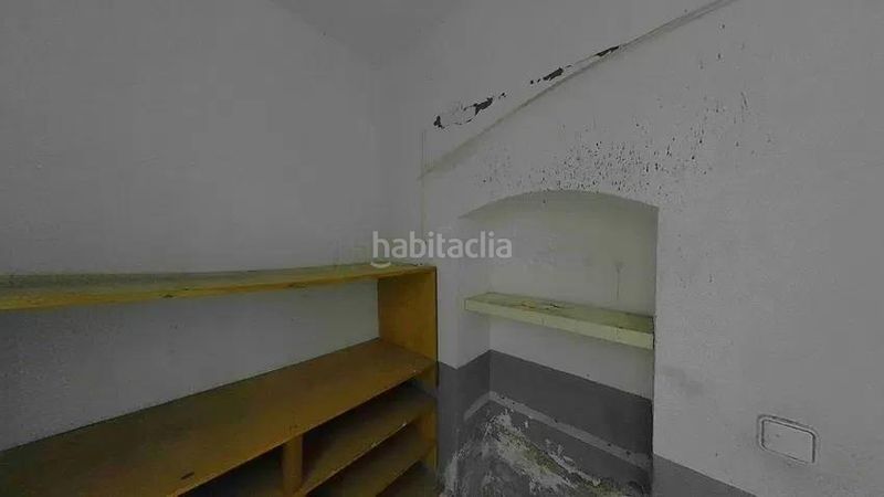 Foto 479cc28b-d2ad-4802-acb3-cc32d957ec8f. Local comercial a Raval Barcelona
