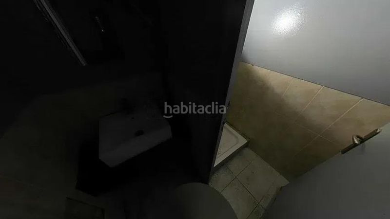 Foto 4966a076-b928-416d-9f10-0e0f134c2022. Local comercial a Raval Barcelona