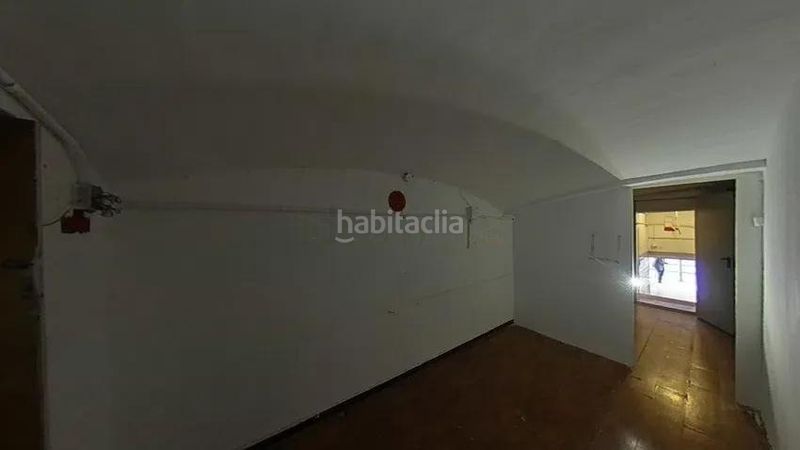 Foto 76ca6067-e632-461e-9053-576ed14b9b6f. Local comercial a Raval Barcelona
