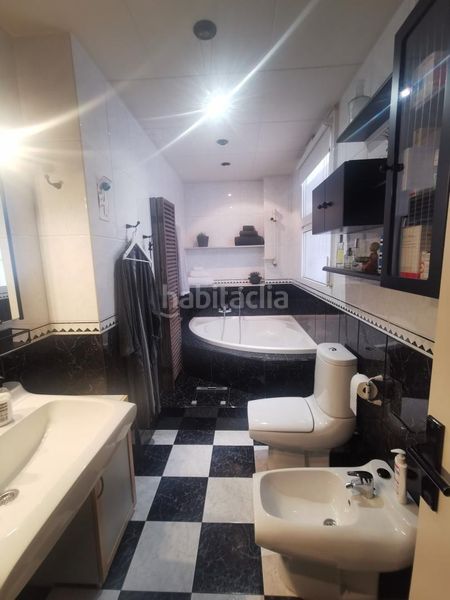 Foto 2ea9947d-57b5-4356-91b6-4dd8427bae22. Pis a Centre Cornellà de Llobregat