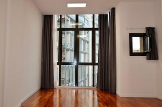 Pis  Carrer balmes. Vivienda reformada en calle balmes, a pocos pasos de plaza catal