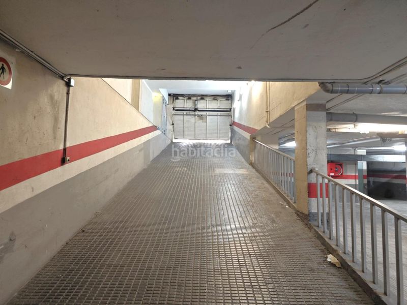 Foto 6ae49c24-d6dd-4a11-80b9-ec590ad3cf7b. Aparcament cotxe a Sant Antoni Barcelona