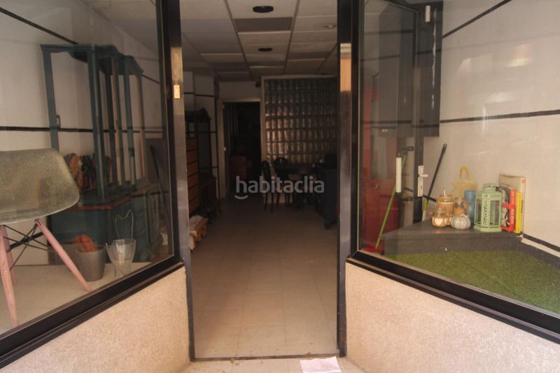 Foto 51eb0d7b-cd4a-4a0c-a257-1a919b0ab8f4. Local comercial a El Camp de l´Arpa del Clot Barcelona