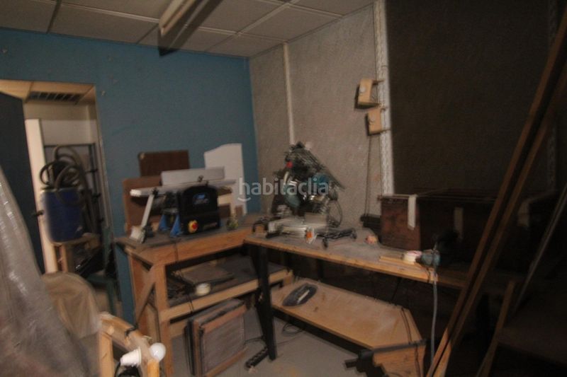 Foto c5b4bf36-7d02-4fc4-a1e1-c2cbd316330b. Local comercial a El Camp de l´Arpa del Clot Barcelona